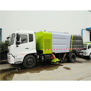 CCC Special Purpose Truck , 4x2 Multifunctional Cleaning Strong Power Road