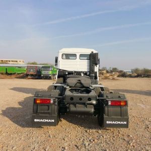 Red SHACMAN F3000 375HP Euro V 6-Wheel Tractor Head 4x2 WEICHAI Engine