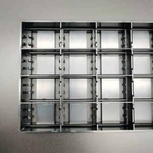 Recyclable Black ESD Smd Components Packages Tray Light Weight