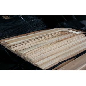 Buy cheap Ceiling Panels Smooth Birchwood Veneer Crown Cut Cross Grain from wholesalers