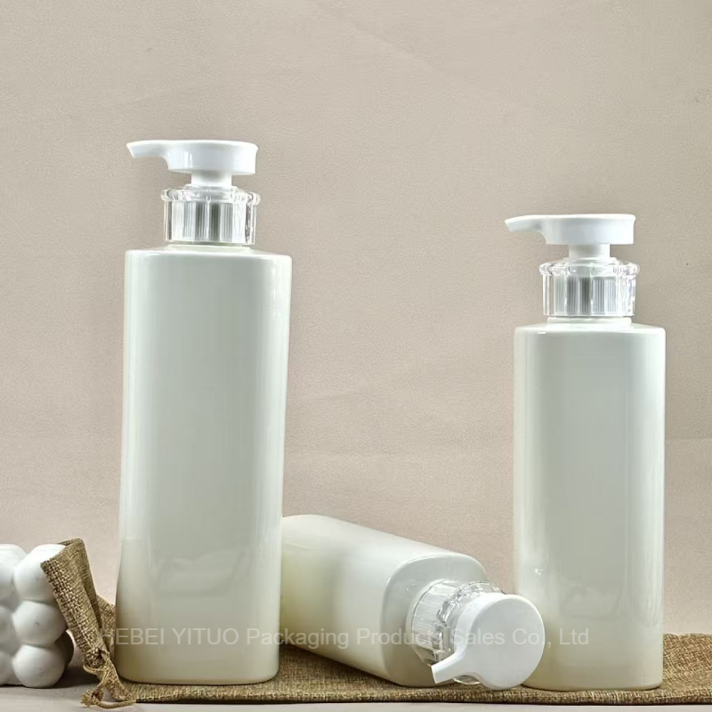 Buy cheap White Plastic Refillable Shampoo Containers Travel Empty Blow Molding from wholesalers
