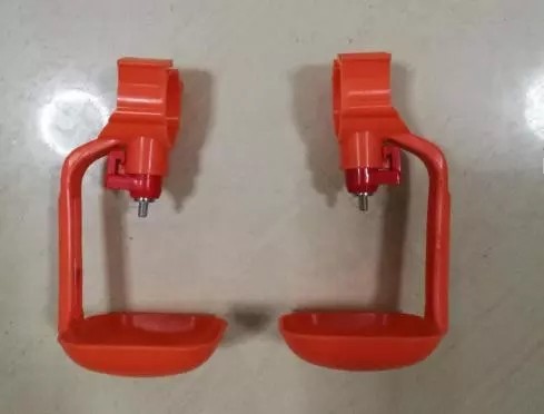 Farms Chicken Nipple Drinker System 360 Degree Function With Cup