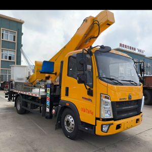 HOWO Small 4X2 4x2 4x4 25M 30M Truck Mounted Aerial Working Platform/Aerial