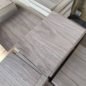 Buy cheap Practical Heatproof Veneer Sheets Wood , Moistureproof Hardwood Faced Ply from wholesalers
