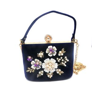Buy cheap Women Evening Clutch Handbag With Paste Diamond Flower OEM ODM from wholesalers