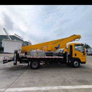 HOWO Small 4X2 4x2 4x4 25M 30M Truck Mounted Aerial Working Platform/Aerial