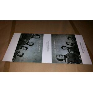 Wholesale customized cardboard magnet gift packing flat folding box with silk