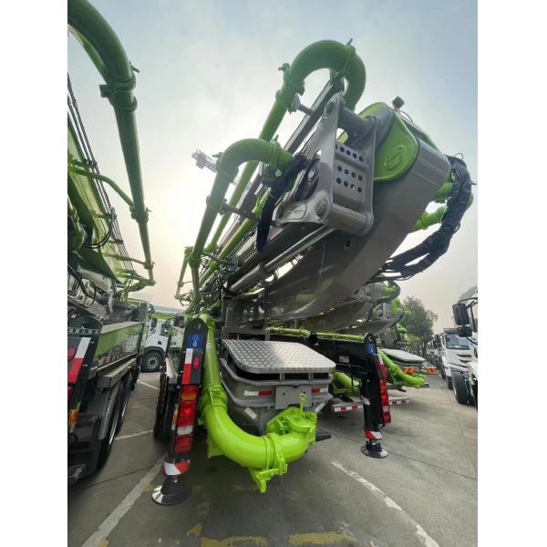 2016 Zoomlion 47m Truck Concrete Pump Heavy Equipment in Stock