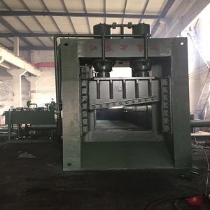 GLC4-27 Gantry Shear Recycling Rubber Powder Machine 2t /Min