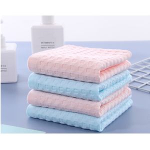 Buy cheap Vivid Pattern Crepe 100 Cotton Jacquard Fabric Three Layers from wholesalers