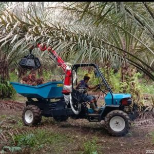 Buy cheap Open Cab Tractor for Palm Oil Plantations with PTO Speed 240-1340rpm and Agricultural Tire from wholesalers