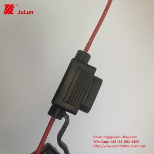 32VDC Car Blade Fuses Securely Mount And Protect With Plastic In Line F Holder