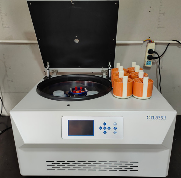 Benchtop Low speed Refrigerated Centrifuge 3000ml high volume blood bank