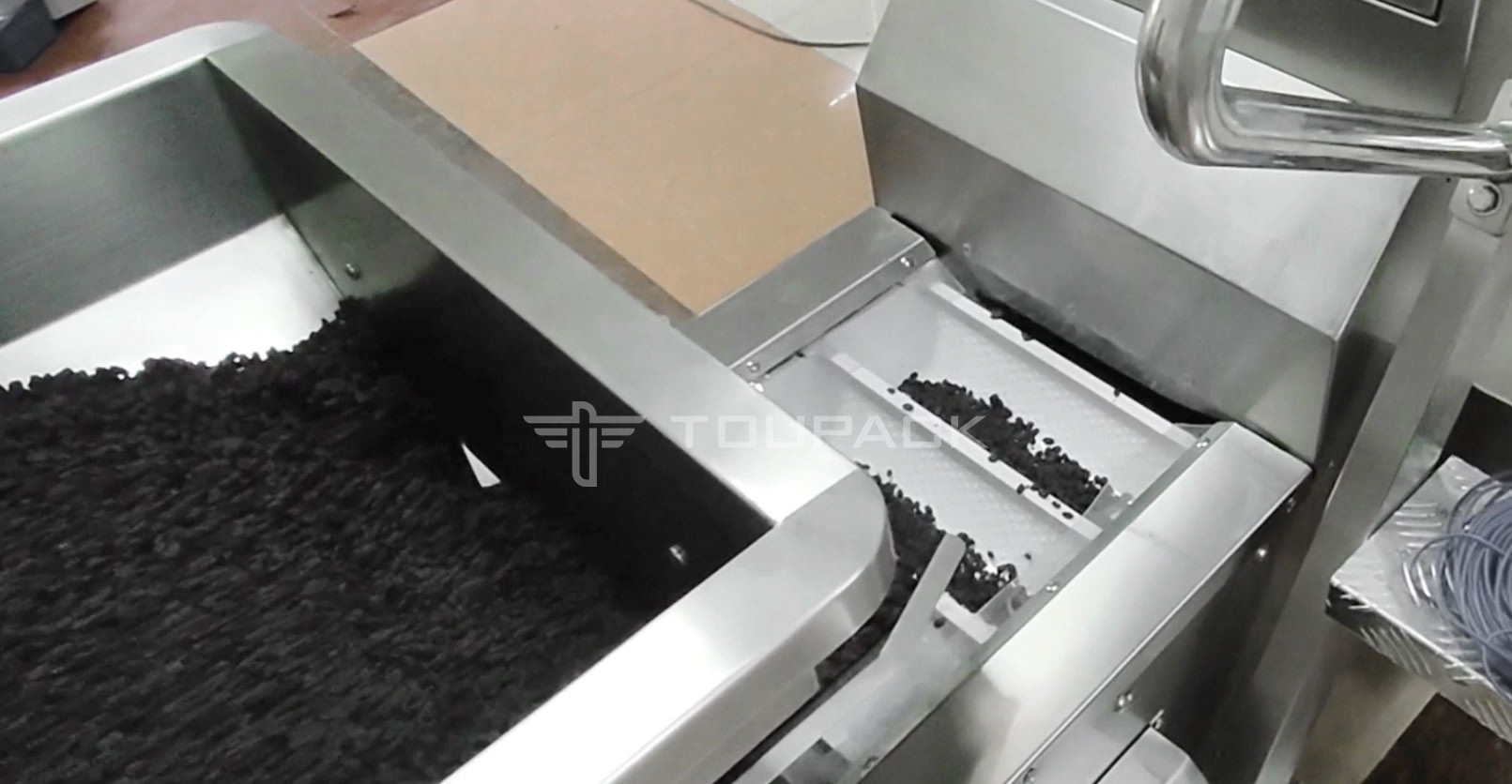 Buy cheap Automatic Vertical Multihead Weigher Weighing Fermented Soya Beans Filling Packing Machine from wholesalers