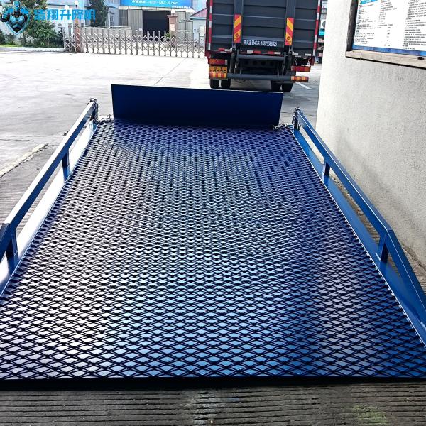Factory New 3T Mobile Loading Container Ramp for Forklift Warehouse Movable Dock