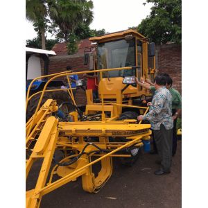 Buy cheap 60HP Sugarcane/Sugar Machine Harvester Machine, from wholesalers