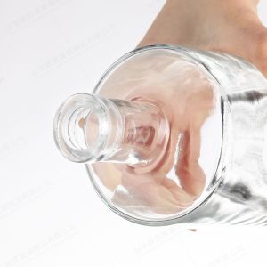 Buy cheap Glass Wine Bottles with Cork 375ml 500ml 700ml 750ml 1000ml Customized Colour Logo from wholesalers