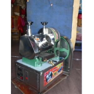 Buy cheap 31kg Manual Sugarcane Juicer Perfect for Juice Extraction Needs from wholesalers