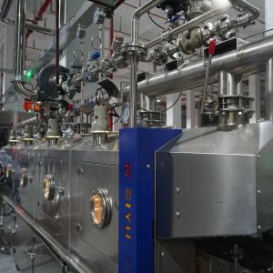 Buy cheap Automatic Sleeve Labeling Machine 9000-72000bph for Beverage Bottles from wholesalers