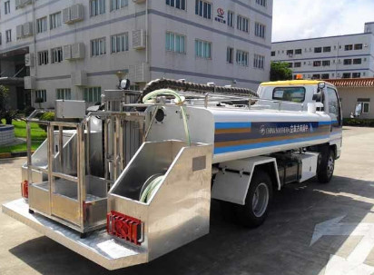 Quality 70KM/H GSE Portable Toilet Truck 4000L Sewage Tank for sale