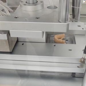 Clear Aligner Thermoforming Machine