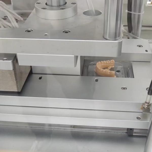 Clear Aligner Thermoforming Machine