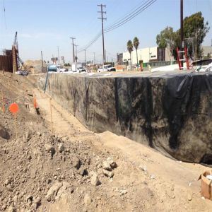 Buy cheap 1m-8m Width Fish Tank Dam Pond Liner with HDPE Geomembrane and Double Smooth Surface from wholesalers