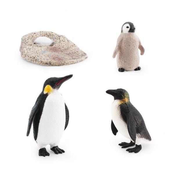 Unisex Penguin Figurines Collectibles , Plastic Penguin Statue Animal Figurines