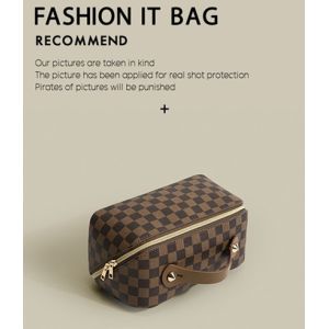 Buy cheap High Grade Fabrics Cosmetic Bags Size Customized from wholesalers