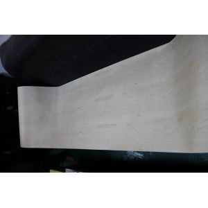 Buy cheap Sliced Natural American Maple Wood Veneer Rolls With Fleece Backed from wholesalers
