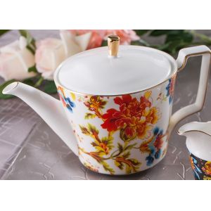 Buy cheap FDA Certificate Luxury Royal 45% Bone China Wedding Dinner Set from wholesalers