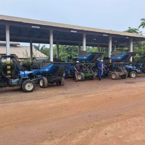 Open Cab Tractor For Palm Oil Plantations With PTO Speed 240-1340rpm And