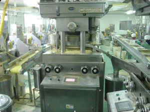 SGM-PW17 Soup Cube Press Machine(medium capacity)