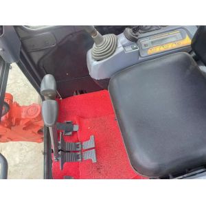 3 Ton Operating Weight Crawler Excavator Powered By Kubota Engine With 0.1m3