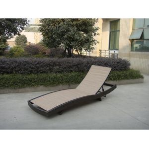 China Poolside Rattan Sun Lounger With Powder Coated Aluminium Frame on sale