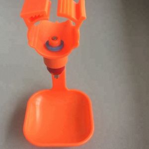 Orange Chicken Watering System Low Pressure Automatic Poultry Watering System