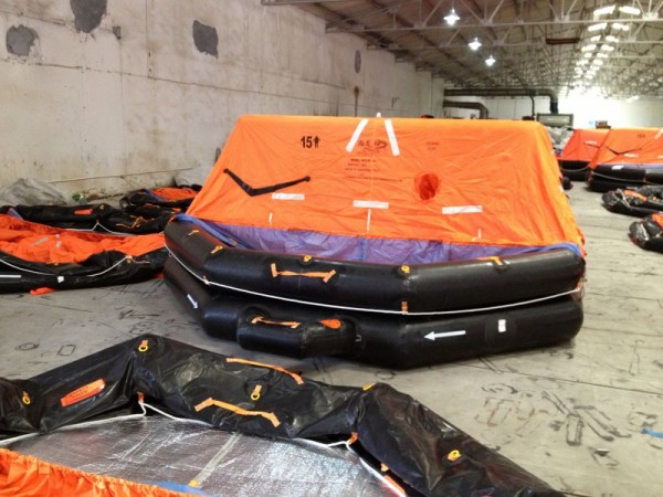 Buy cheap SOLAS Approval Inflatable Liferafts with 25 Man from wholesalers