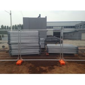 2100mm x 2400mm temporary fencing infill mesh 60mm x 150mm ,3.00mm wire diameter