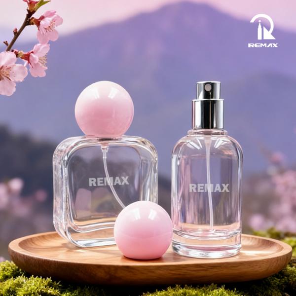 Buy cheap 50ml Clear Glass Perfume Bottle with Round Cap and Screw Neck Refillable Design from wholesalers