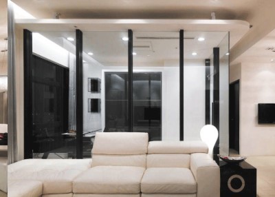 Buy cheap 80000h Electrochromic 0.65mm Switchable Smart Glass PDLC from wholesalers