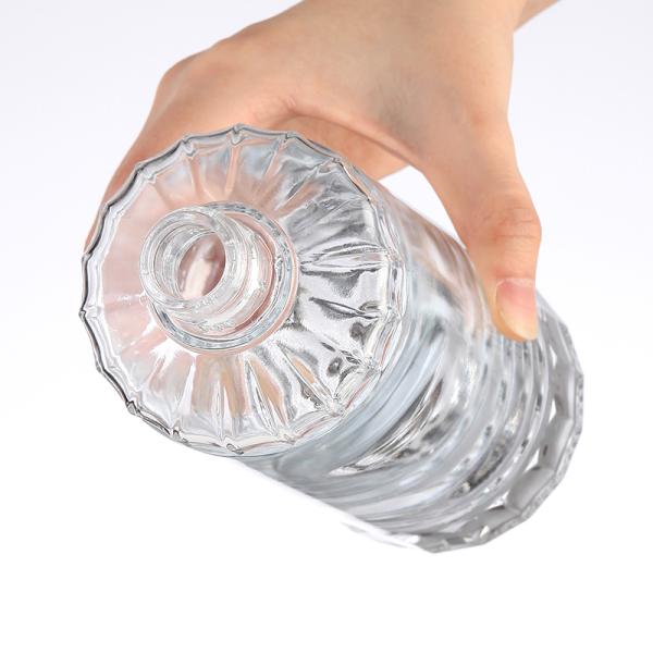 Customized Logo Acceptable Empty Clear Glass Liquor Bottle With Cork for Whisky