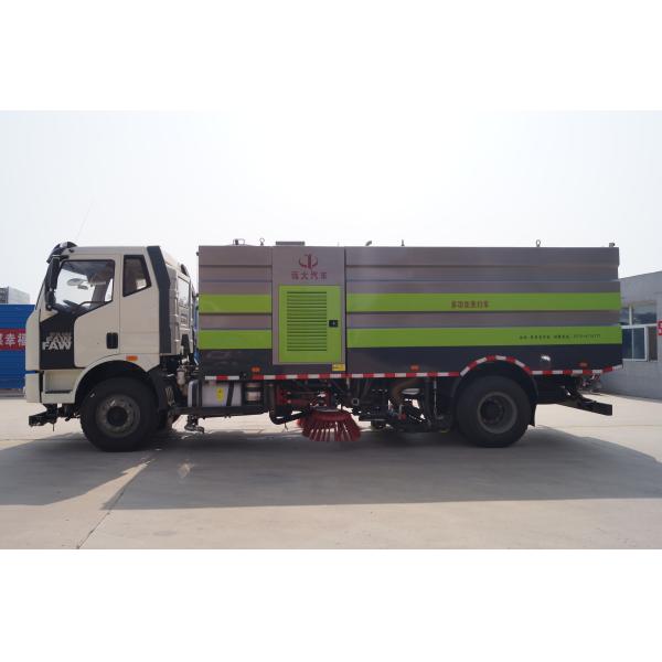 High Efficient Special Purpose Truck , 4x2 Multifunctional Strong Power Road