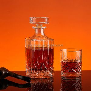 Buy cheap 700ml 750ml Luxury Flint Glass Bottle for Gin Tequila Whisky Brandy Alcohol Spirits from wholesalers