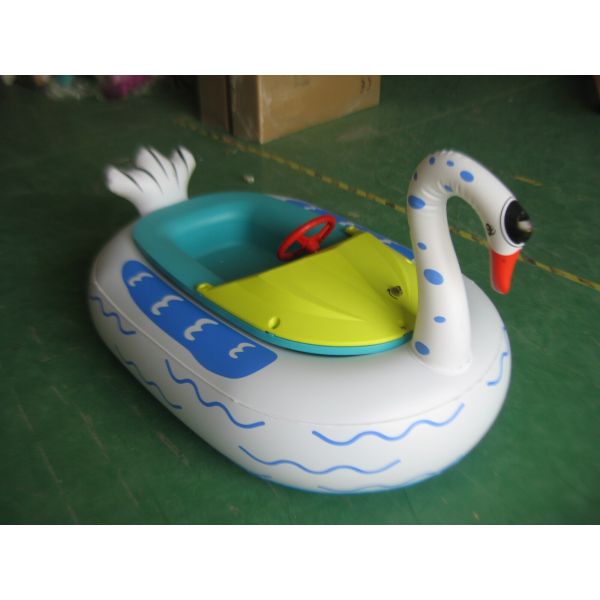 Buy cheap bumper boats for sale, new design amusement water electric bumper boat from wholesalers