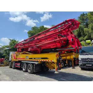 Used SANY Concrete Pump 38m 56m 62m 72m with Benz Chassis and Red