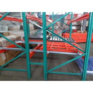 Industrial Q235b Push Back Racking , Warehouse Pushing Back Pallets With