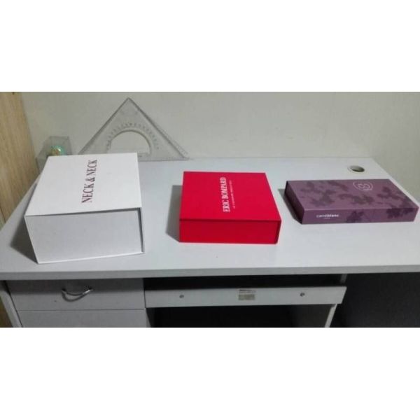 Quality Flat pack style gift box for sale