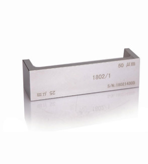 C-Sharp Design Two Sided Applicator Can Control The Actual Thickness Of Dry Film