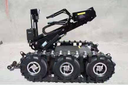 Buy cheap Precision Machining EOD Robot With Superior Climbing / Grabbing Capability from wholesalers