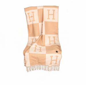 Buy cheap DC 12V 20W Type C Fast warming shawl (scarf) beautiful design and comfortable touch from wholesalers